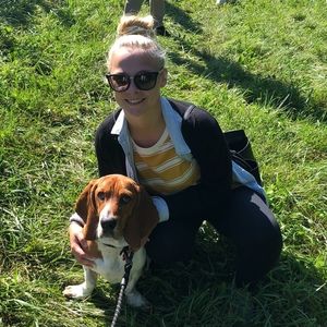 Meet your Posher, Emily